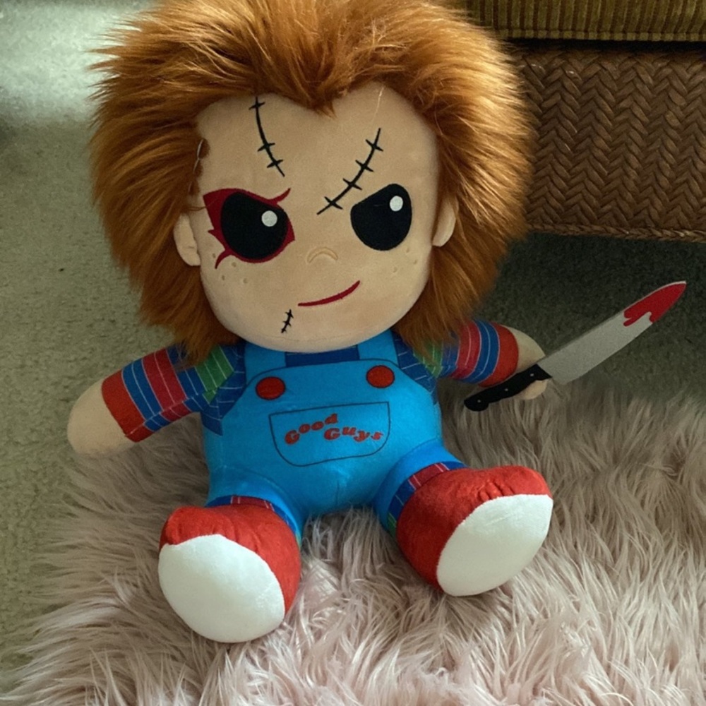 Chucky stuffed vibrating doll